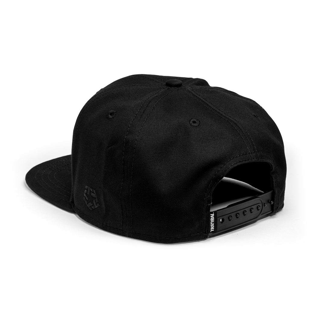 Gorra snapback con logo de fuente tribal / negro